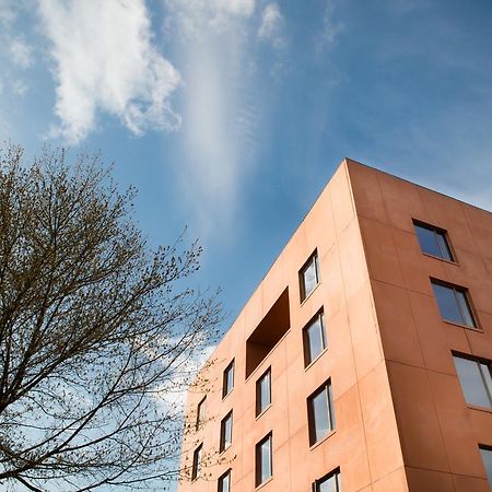 Hostel Groeninghe Kortrijk Exteriör bild