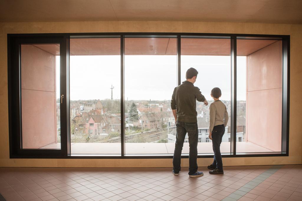 Hostel Groeninghe Kortrijk Exteriör bild