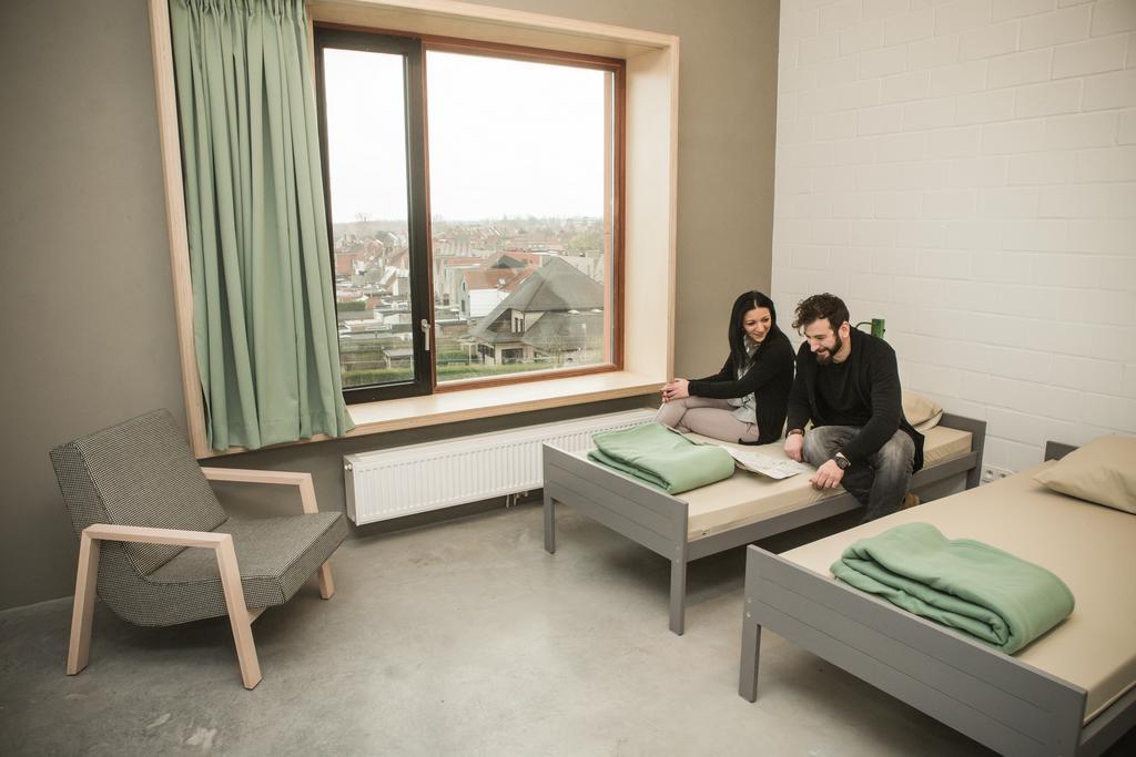 Hostel Groeninghe Kortrijk Rum bild